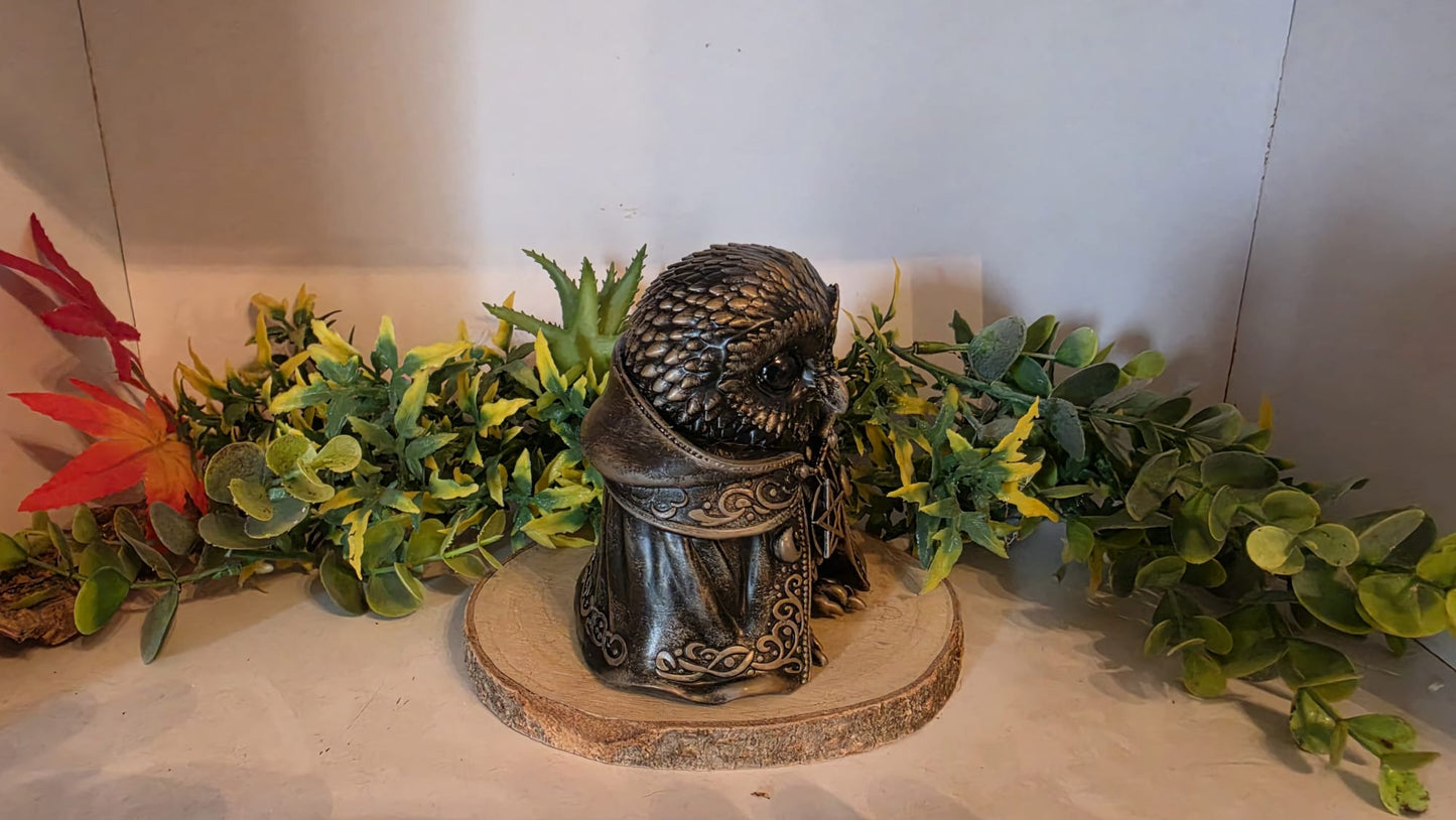 Mystische Gothic Eulen Figur – 3D gedruckte & handbemalte Deko aus Kunstharz (10 cm, 77 g)