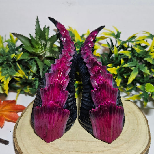Cosplay Hörner mit Schuppen – 3D-gedruckt und handbemalt, 7cm, Harz, mit transparentem dehnbarem Nylonband