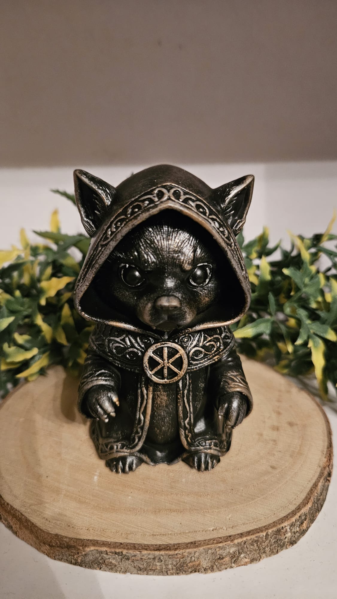 Mystical Gothic Werewolf Figurine – 3D-Printed & Hand-Painted Resin Decor, approx. 10 cm