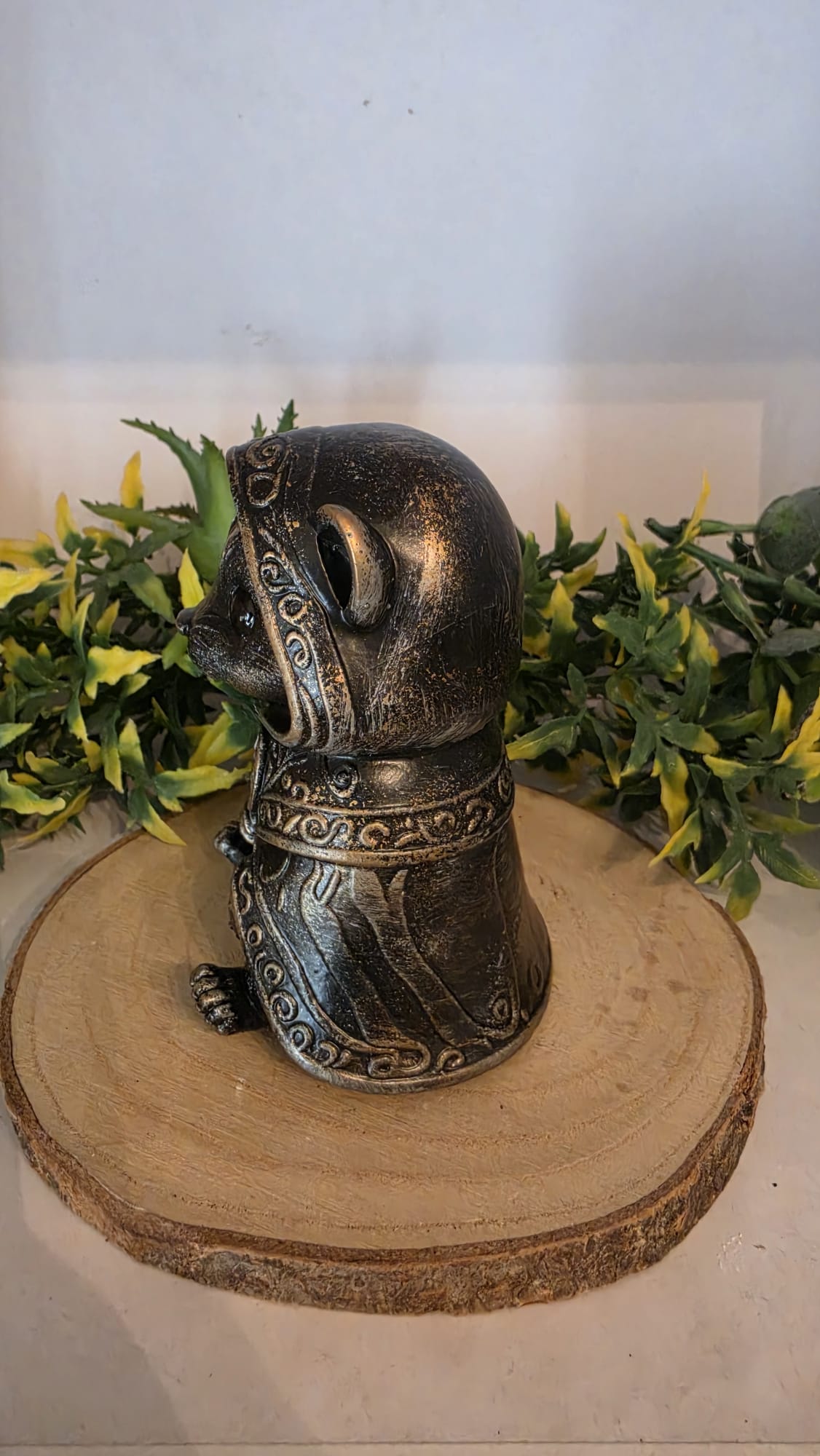 Mystical Gothic Ferret Figurine - 3D Printed & Hand-Painted Resin Decor (10 cm)
